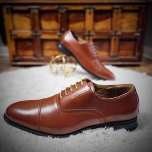 Men's Brown Cap Toe Oxfords Size 9.5-*Scuff*